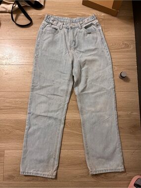 Light Wash High-Rise Straight Leg Jeans ADJUSTABLE